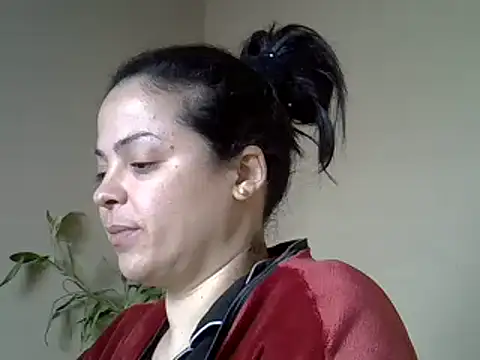 Snapshot of ITALIANASISIXX chatting on 03.12.25 ITALIANASISIXX online show from 03.12.25