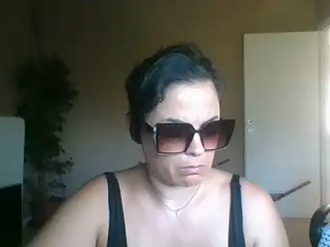 Snapshot of ITALIANASISIXX chatting on 06.22.26 ITALIANASISIXX online show from 06.22.26