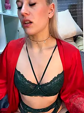 TheRealJessyLey online show from 10.28.25