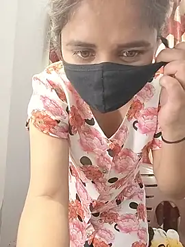 Snapshot of Ruhi_07 chatting on 06.19.26 Ruhi 07 online show from 06.19.26