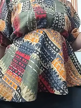 Snapshot of Ruhi_07 chatting on 06.26.26 Ruhi 07 online show from 06.26.26