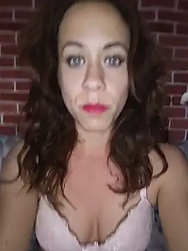 HotGinger66 online show from 06.17.26