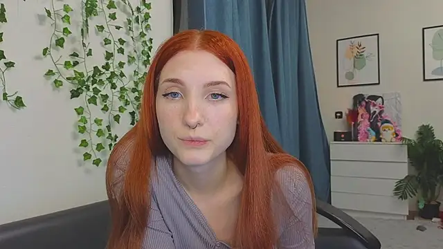 Snapshot of Olivia_Rid_ chatting on 12.14.25 Olivia Rid online show from 12.14.25