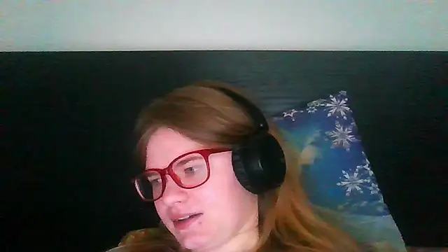 Moonolighta online show from 10.07.25