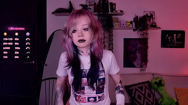 Lollyshy online show from 11.09.25