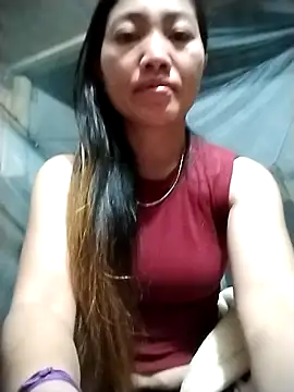 Snapshot of PhienPhien chatting on 09.19.25 PhienPhien online show from 09.19.25