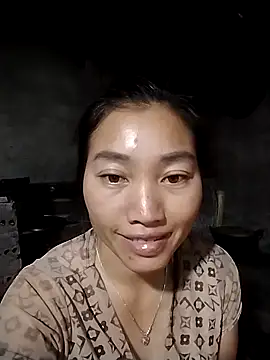 Snapshot of PhienPhien chatting on 10.03.25 PhienPhien online show from 10.03.25