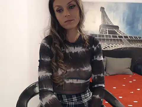 Snapshot of RheaEtthan chatting on 09.26.25 RheaEtthan online show from 09.26.25