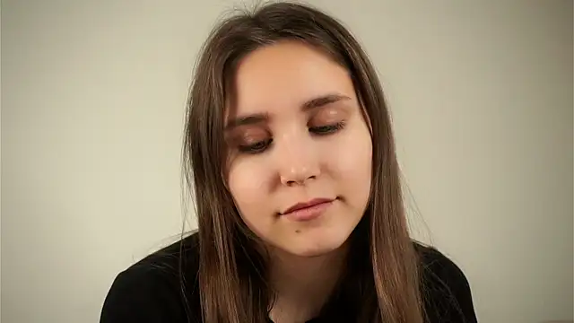 EthalFlowers online show from 09.27.25