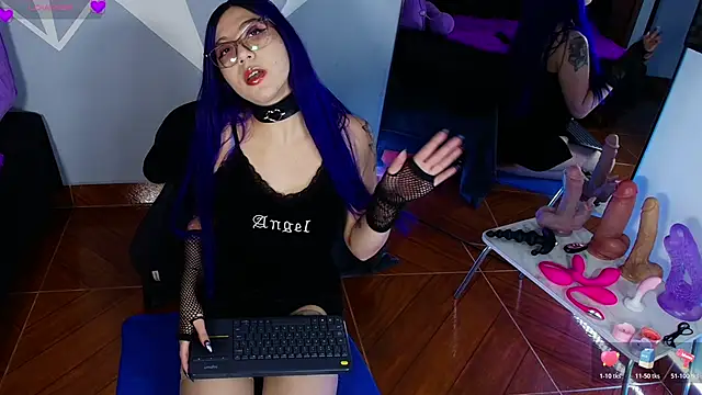 karlamoon23 online show from 06.14.26