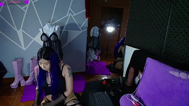 karlamoon23 online show from 06.28.26