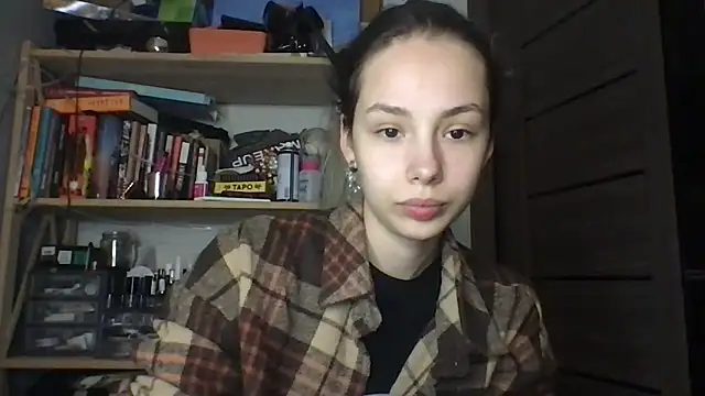 Yuna5343 online show from 12.16.25