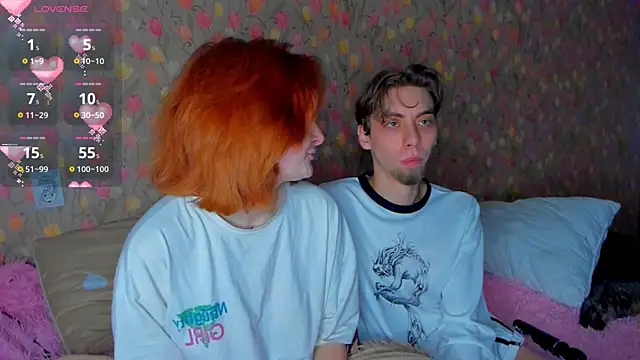 Snapshot of Squirrel_Bunny chatting on 12.17.25 Squirrel Bunny online show from 12.17.25