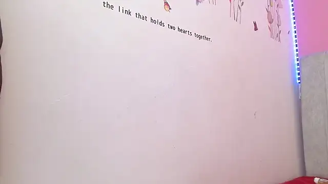 Snapshot of madihlove303av chatting on 09.26.25 madihlove303av online show from 09.26.25