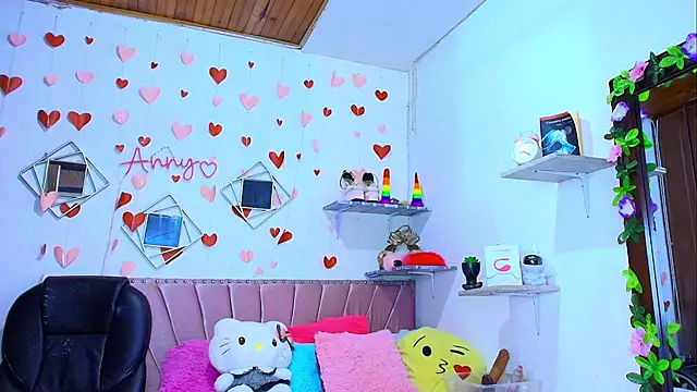 Anny Hurtado online show from 11.26.25