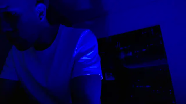 Snapshot of alexgiraldo__ chatting on 07.18.26 alexgiraldo online show from 07.18.26