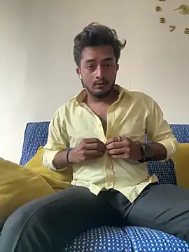 Snapshot of seenu2101 chatting on 05.25.26 seenu2101 online show from 05.25.26