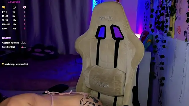 Snapshot of bunnykellyyy chatting on 03.06.26 bunnykellyyy online show from 03.06.26