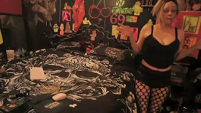 Splash Queen420 online show from 04.22.26