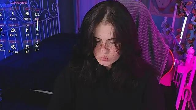 Snapshot of Dark_Shine chatting on 01.10.26 Dark Shine online show from 01.10.26