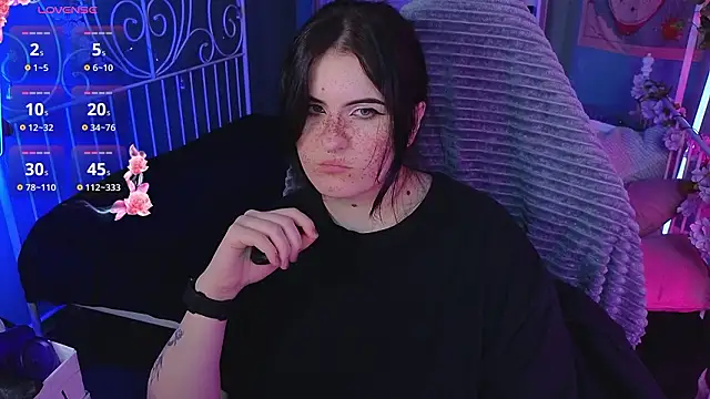 Snapshot of Dark_Shine chatting on 01.16.26 Dark Shine online show from 01.16.26