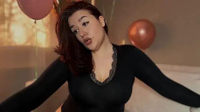 MissAdena online show from 05.01.26