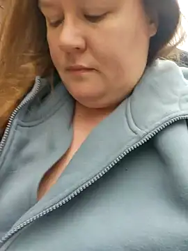 Snapshot of Love86Emily chatting on 12.10.24 Love86Emily online show from 12.10.24