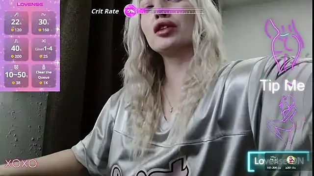 Snapshot of SpaceMarsi chatting on 11.02.25 SpaceMarsi online show from 11.02.25