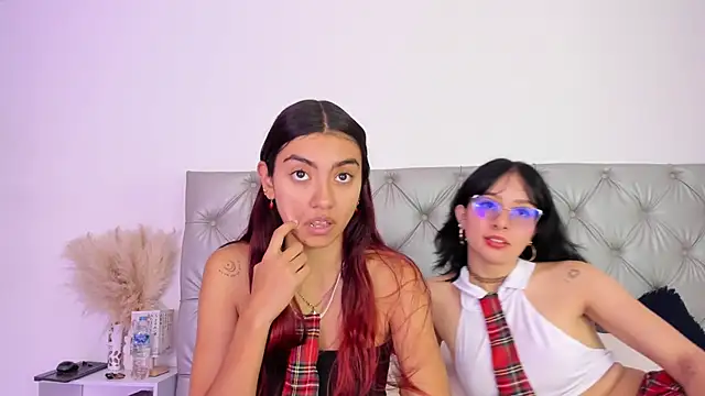 Snapshot of Naughty_Couple83 chatting on 09.29.25 Naughty Couple83 online show from 09.29.25