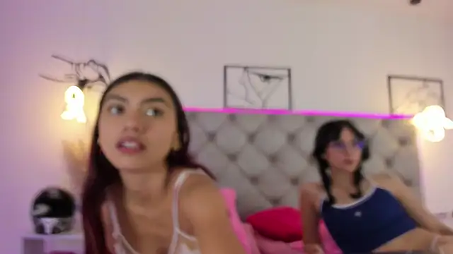 Snapshot of Naughty_Couple83 chatting on 11.06.25 Naughty Couple83 online show from 11.06.25