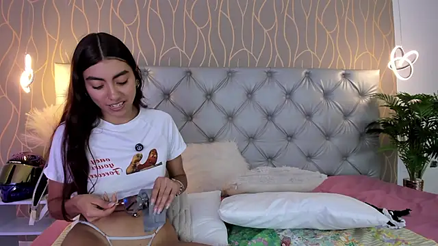 Naughty Couple83 online show from 06.06.26