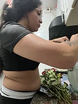 Alyha Cortes online show from 11.20.25