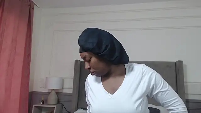 NatashaSilver online show from 11.15.25