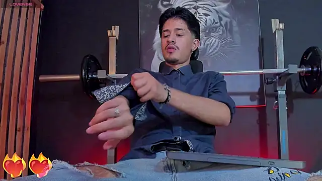 DimitriDeluxe online show from 10.29.25