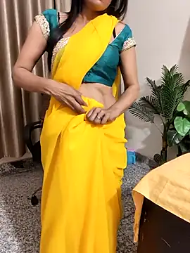 Snapshot of Shalu_G chatting on 05.11.26 Shalu G online show from 05.11.26