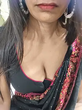 Snapshot of Shalu_G chatting on 06.17.26 Shalu G online show from 06.17.26
