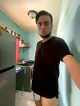 Alexitho25 online show from 10.13.25