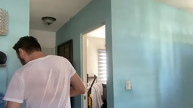 Alexitho25 online show from 10.26.25