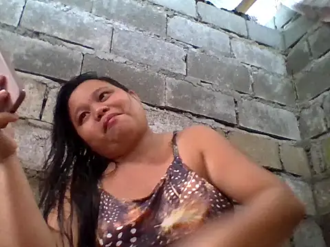 Snapshot of tender_amy chatting on 11.21.25 tender amy online show from 11.21.25