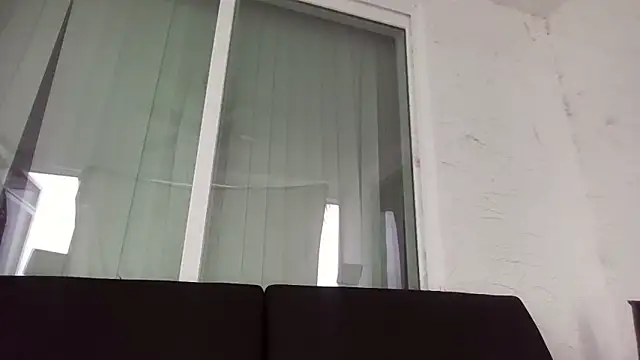 Snapshot of LaylaRainVIP chatting on 09.16.25 LaylaRainVIP online show from 09.16.25