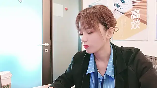 Snapshot of KKMM168 chatting on 09.19.25 KKMM168 online show from 09.19.25