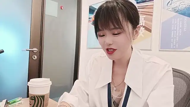 Snapshot of KKMM168 chatting on 10.20.25 KKMM168 online show from 10.20.25