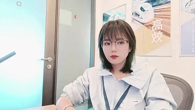 Snapshot of KKMM168 chatting on 10.23.25 KKMM168 online show from 10.23.25