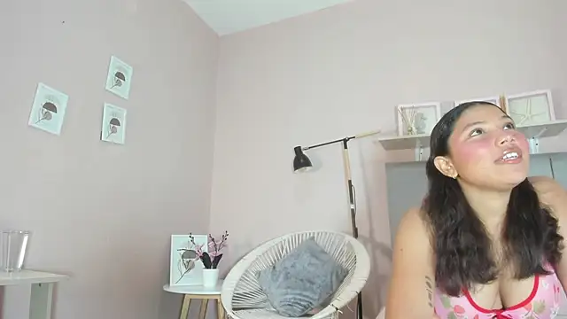 emma  rose1 online show from 09.24.25