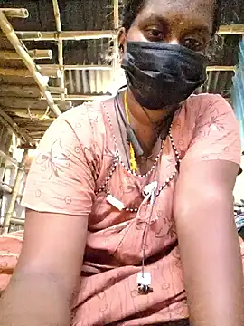 Snapshot of Tamildivya18 chatting on 05.20.26 Tamildivya18 online show from 05.20.26