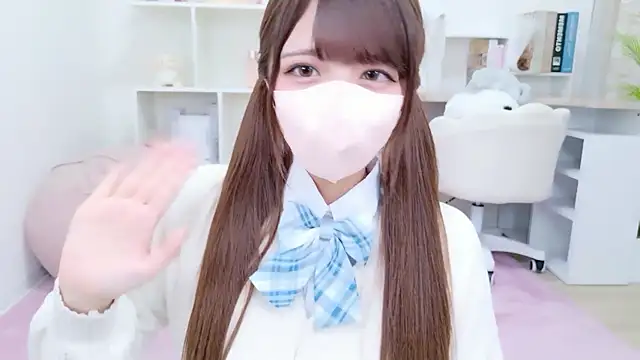 Snapshot of Reina_Fcup chatting on 12.18.25 Reina Fcup online show from 12.18.25