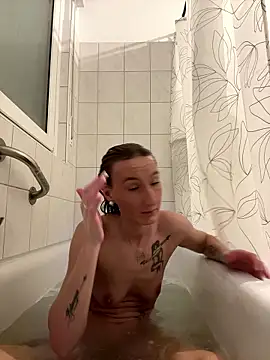 Snapshot of Emilia_Mausi chatting on 01.18.26 Emilia Mausi online show from 01.18.26