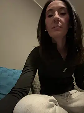 Snapshot of Emilia_Mausi chatting on 02.18.26 Emilia Mausi online show from 02.18.26