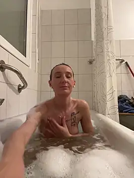 Emilia Mausi online show from 04.26.26