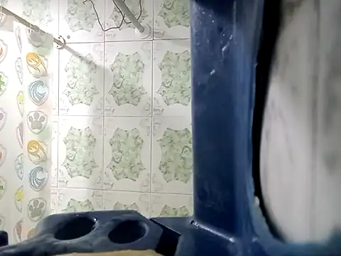 Snapshot of Crissrg4 chatting on 09.16.25 Crissrg4 online show from 09.16.25